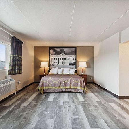 Super 8 By Wyndham Millbury/Toledo Ξενοδοχείο Εξωτερικό φωτογραφία