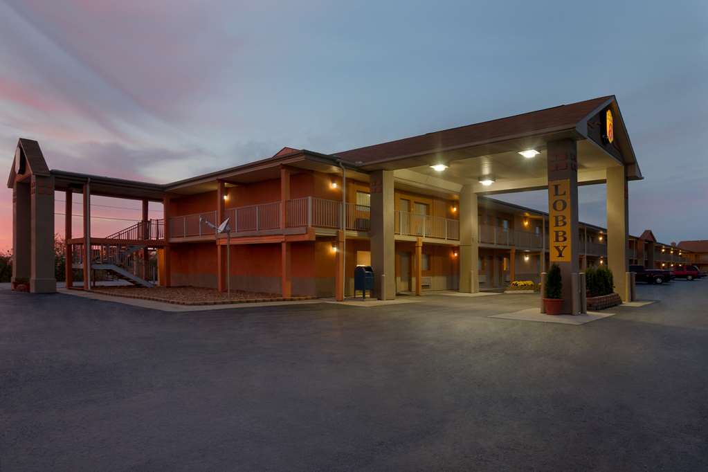 Super 8 By Wyndham Millbury/Toledo Ξενοδοχείο Εξωτερικό φωτογραφία